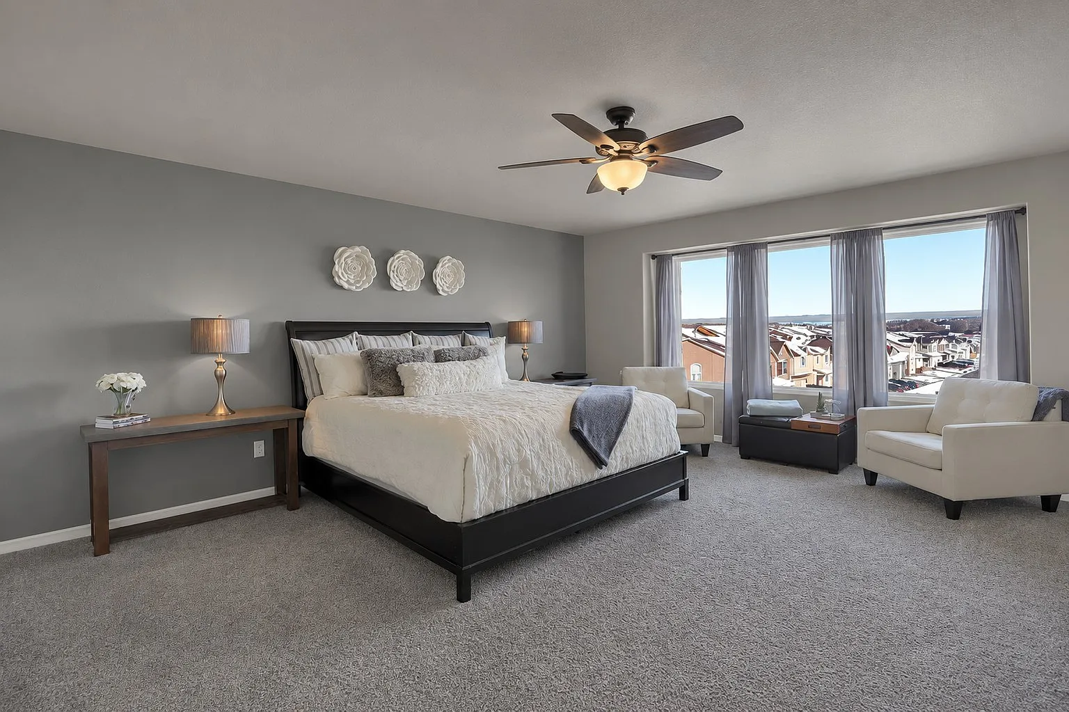 5 bed, 3.5 bath, 3827 sqft, $3,250 — Photo 3
