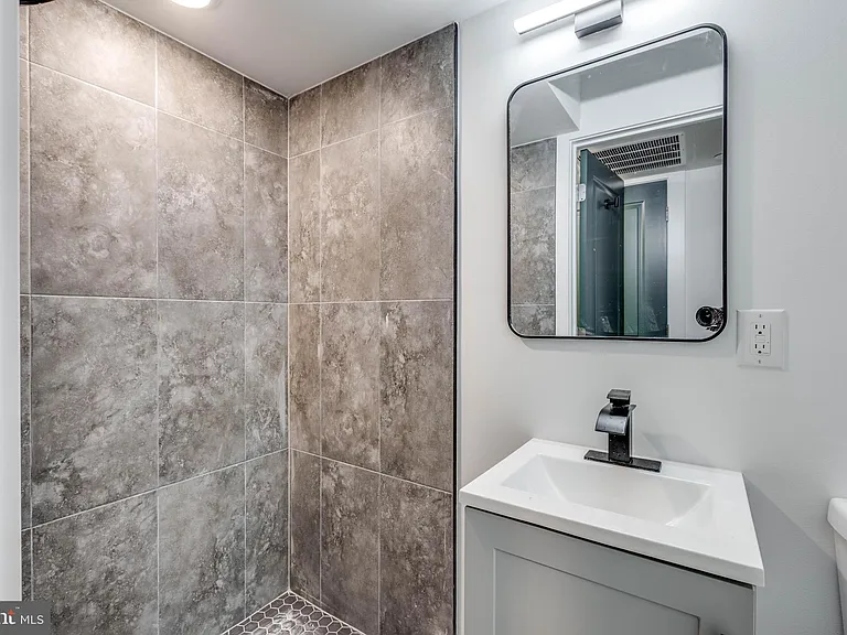 2226 N Reese St #1 — Photo 10