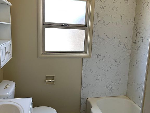 2nd image of 457 E Downs St