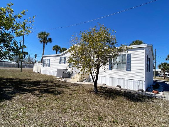 3rd image of 1733 Wheelhouse Cir #8