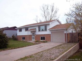 6809 Willshire Blvd, Cheyenne, WY 82009