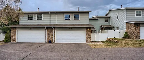 2528 S Vaughn Way #D Photo 1