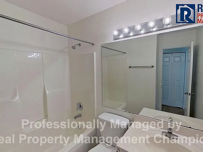 2311 Sapling Cir — Photo 16