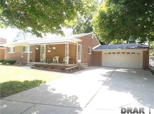 9644 Andrews Ave, Allen Park, MI 48101