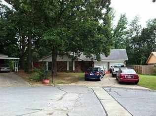 208 Jan Lynn St, Siloam Springs, AR 72761