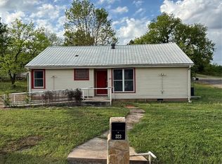 323 W 6th St, Chandler, OK 74834