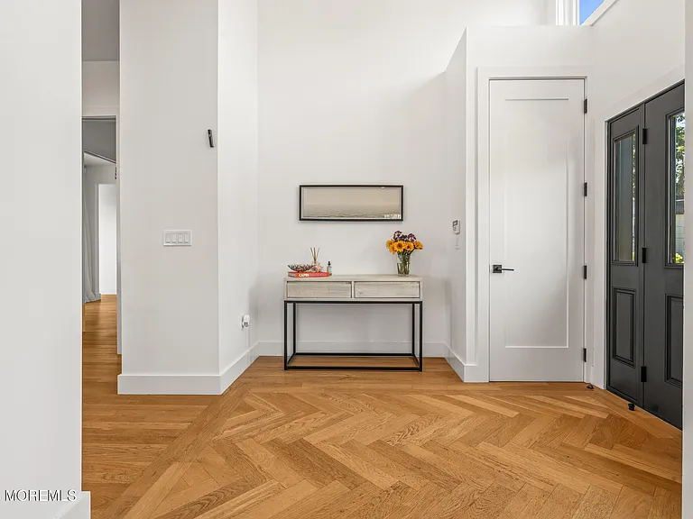 519 Laurel Ave — Photo 7