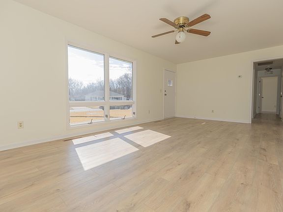 4th image of 3000 Sheridan Rd