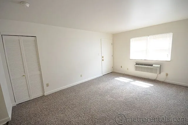 1000 & 1002 Bryden Rd — Photo 27