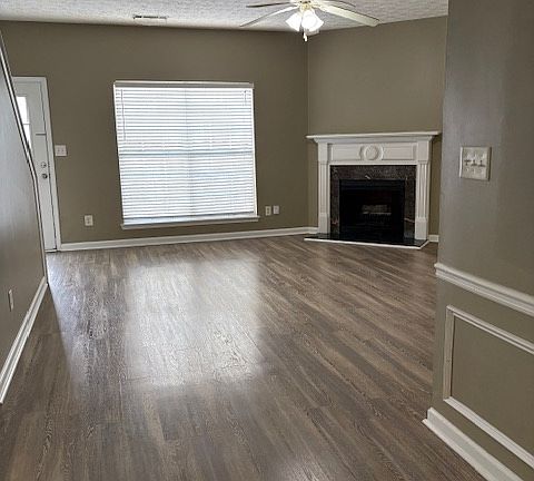 5th image of 2229 Dandridge Dr