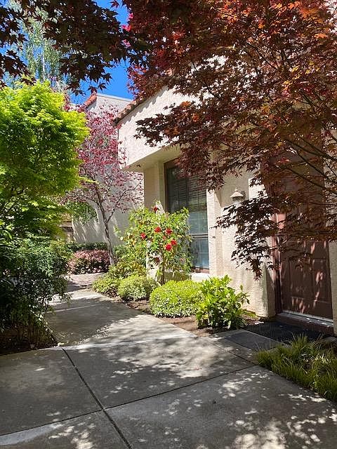 1st image of 1028 Chula Vista Ter