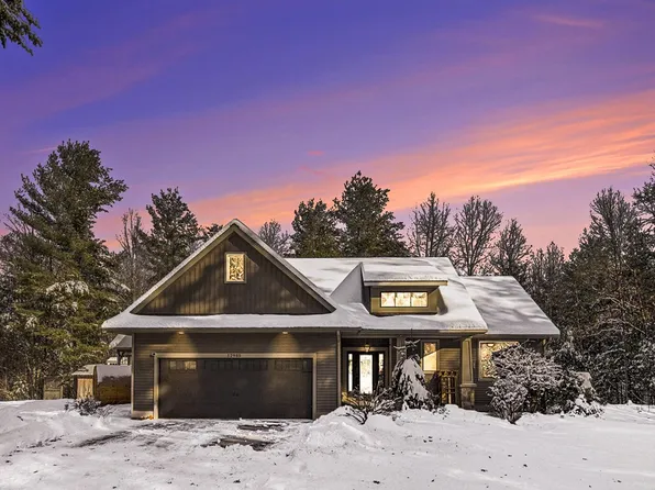 12985 Hamilton Hills Dr NE, Gowen, MI 49326
