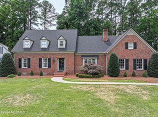 314 Queen Annes Rd, Greenville, NC 27858