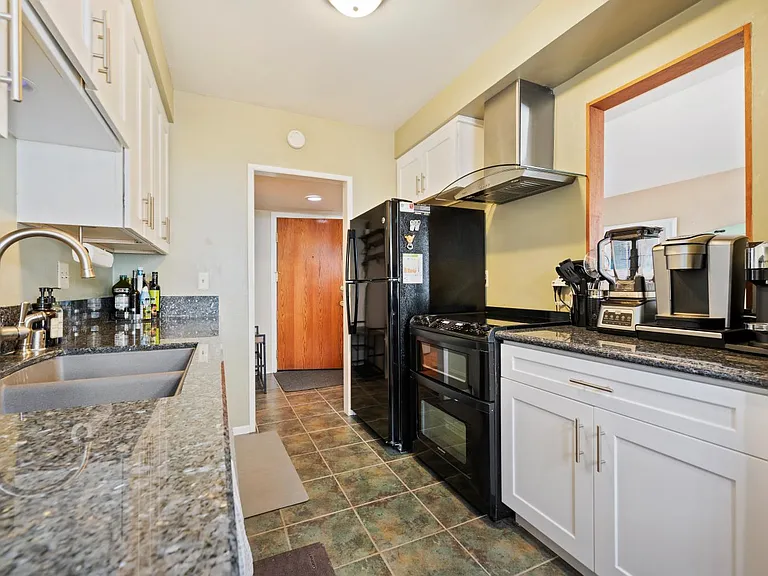 770 W Imperial Ave #24 — Photo 31