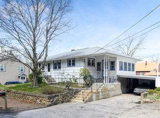 85 W Mitchell St, Manchester, NH 03103