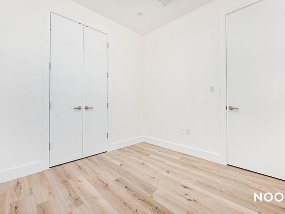 4th image of 570 Nostrand Ave #4D
