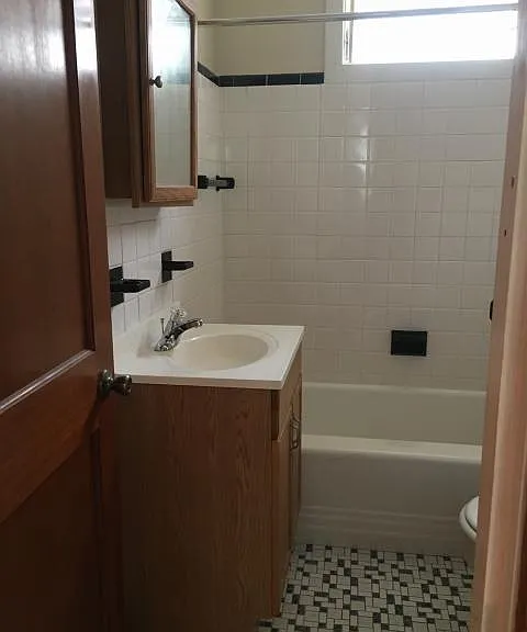18 Walden St — Photo 11