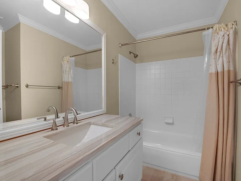 2420 Regal View Ct — Photo 39