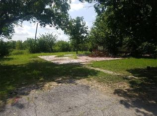 205 S Doak St, Taylor, TX 76574