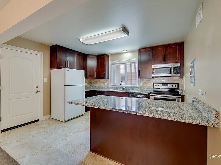 32 N Main St #1S — Photo 5