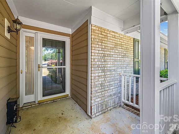 2nd image of 12103 Wagon Wheel Ct