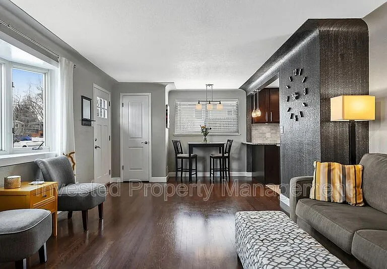 2591 S Raleigh St — Photo 10