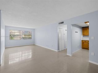 495 NW 72nd Ave APT 308, Miami, FL 33126