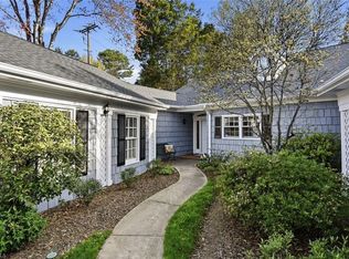 1277 Kent Place Ln, Winston Salem, NC 27104