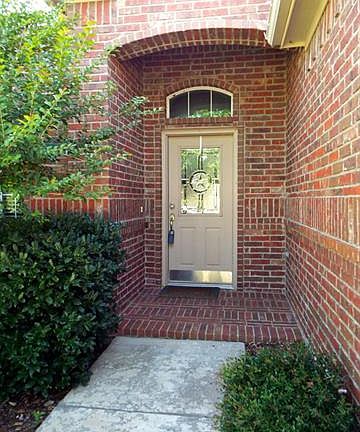 4th image of 1350 Ravenwood Ct