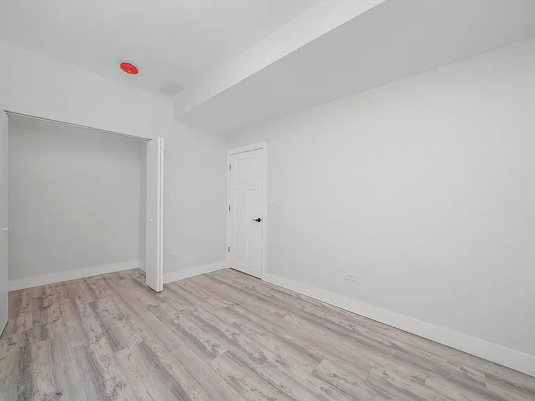 1628 S 50th Ave #3 — Photo 2