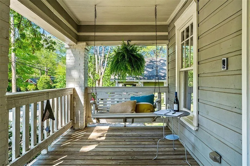 3 bed, 2.0 bath, $1,950 — Photo 2
