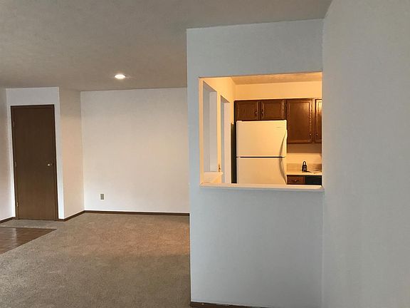 4th image of 5944 Harrison Ave Unit 56