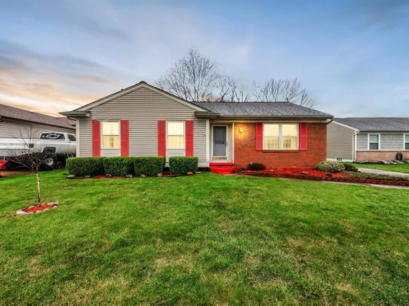 48638 Wheatfield St, Chesterfield, MI 48051