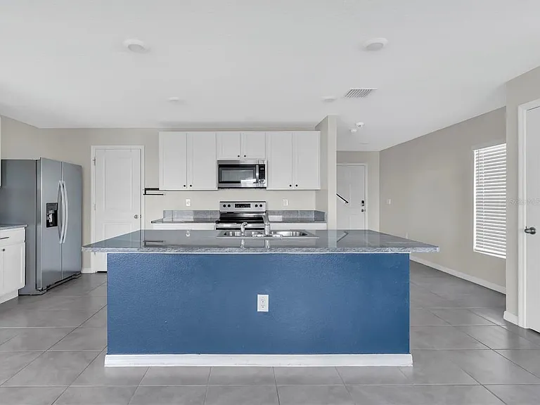 16728 Kingman Reef St — Photo 4