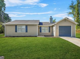 1158 Crystal Lake Rd, Atlanta, GA 30349