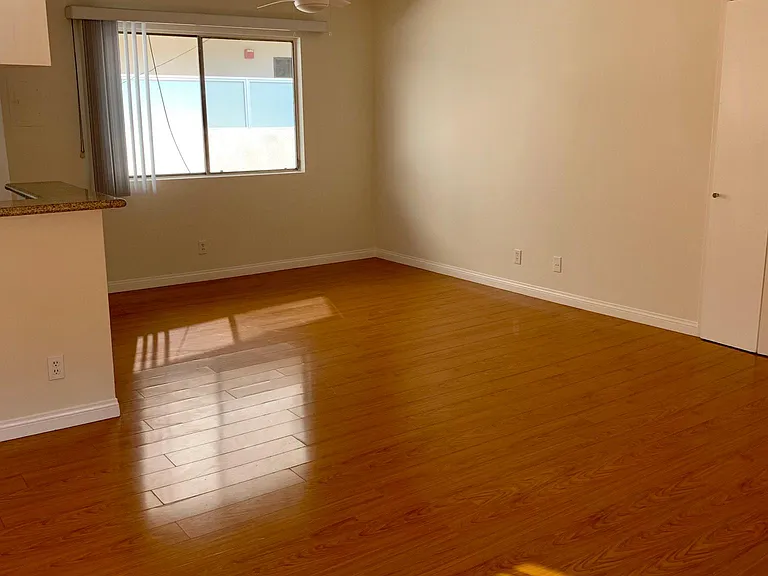 9129 National Blvd #10 — Photo 15