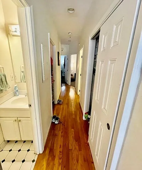 17 Thacher St #3 — Photo 5