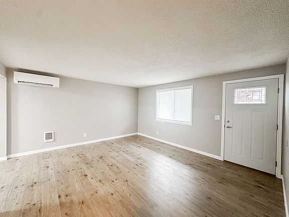 3rd image of 2436-2474 Lee St SE #Don2450