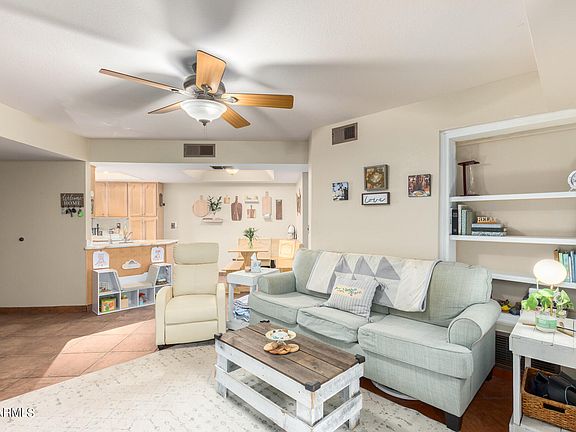 5th image of 16108 E EMERALD Drive #103