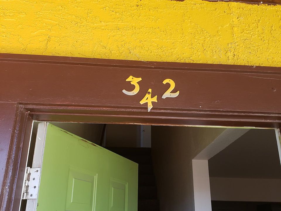 1st image of 342 E Corona Ave