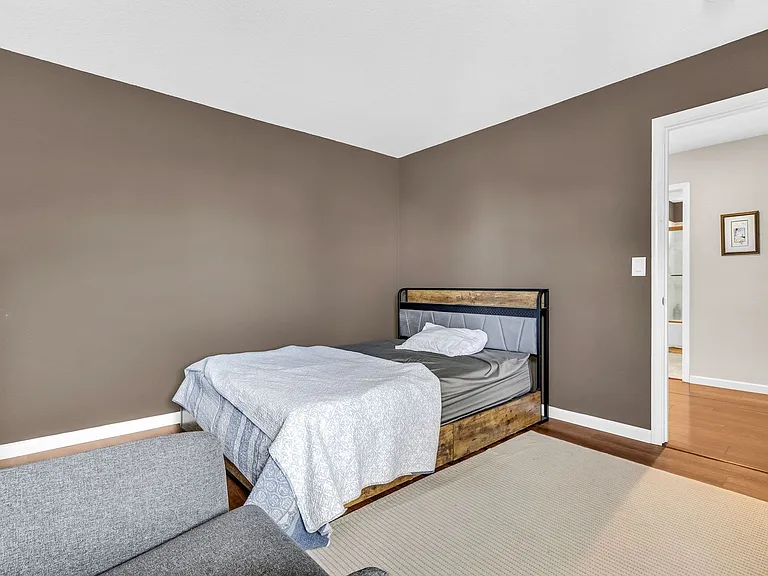 2451 Cherry Hills Dr — Photo 27