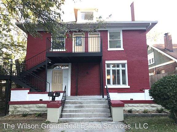 2nd image of 1802 15th Ave S #C