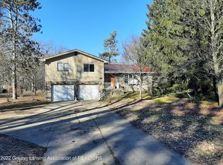 4137 Ballantine Rd, Dewitt, MI 48820