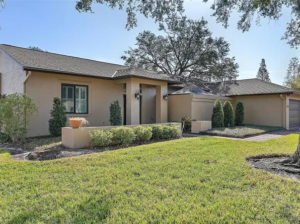 705 Loma Linda Ct, Brandon, FL 33511