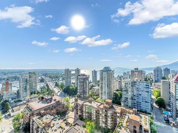 1308 Hornby St #2402, Vancouver, BC V6Z 0C5