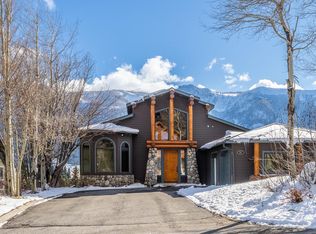 91 Ridge Way, Mammoth Lakes, CA 93546