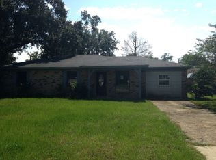 8521 Neptune Ave, Ocean Springs, MS 39564