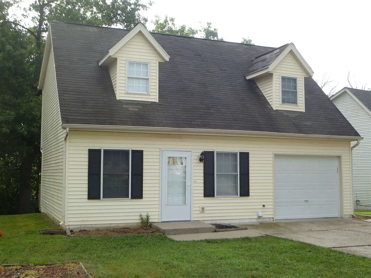 150 J Hunter Dr photo 1