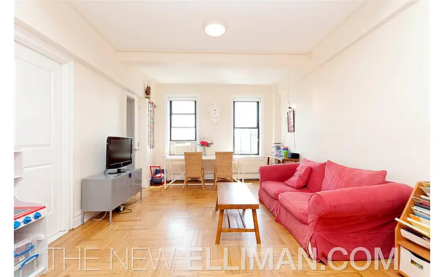 Rented by Douglas Elliman | media 15