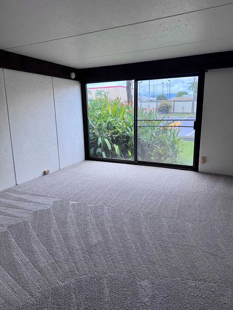 Waimalu Park 2 Bedroom Townhouse — Photo 3